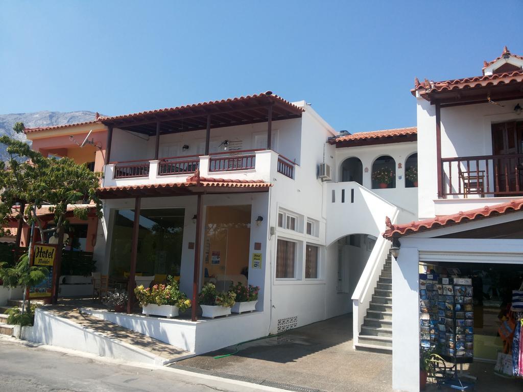 Hotel Mando 마라토캄포스 외부 사진